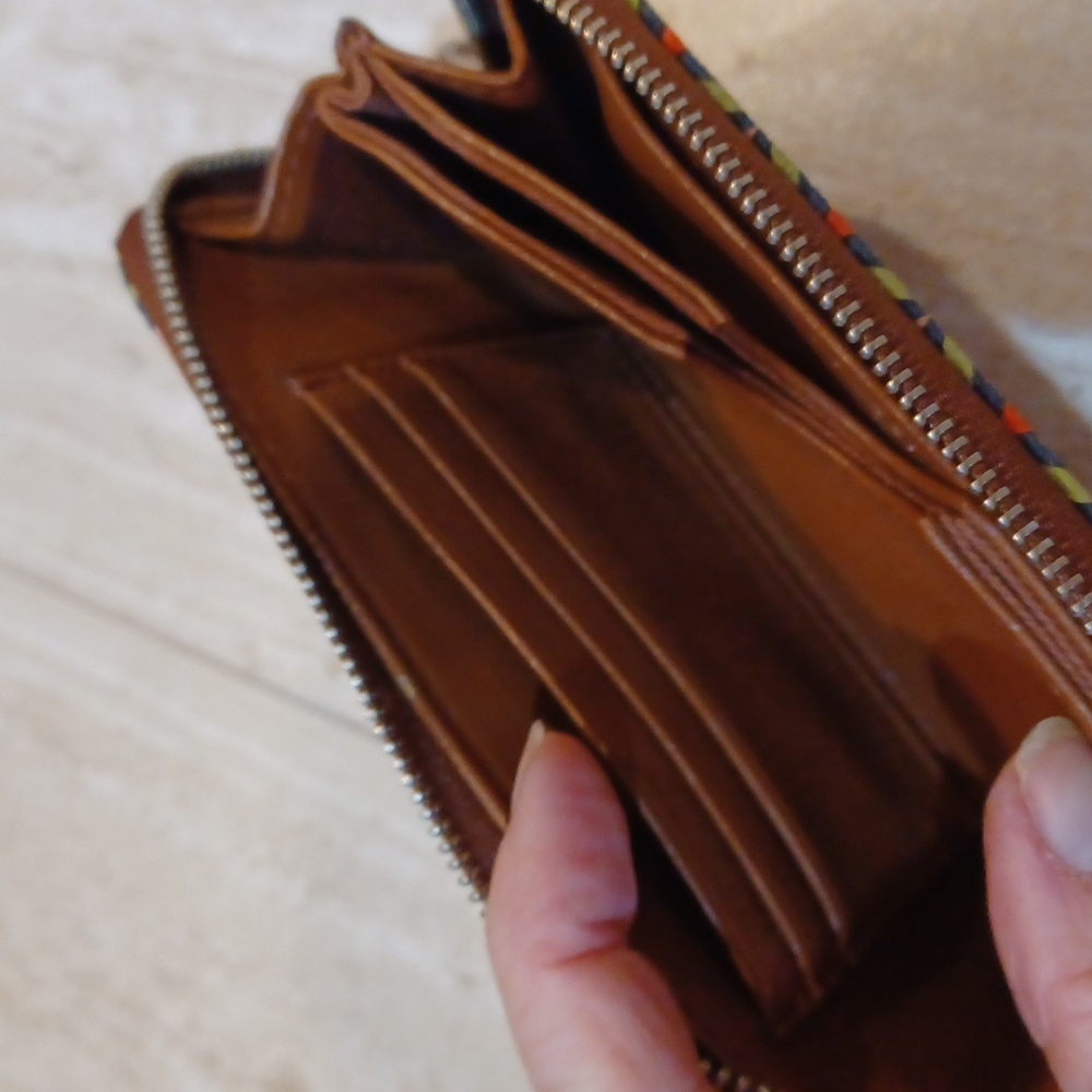 Fossil Multi-Colored Design Print Wallet - image 7